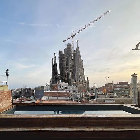 Enjoybcn Gaudi Apartments Barcelona Bagian luar foto