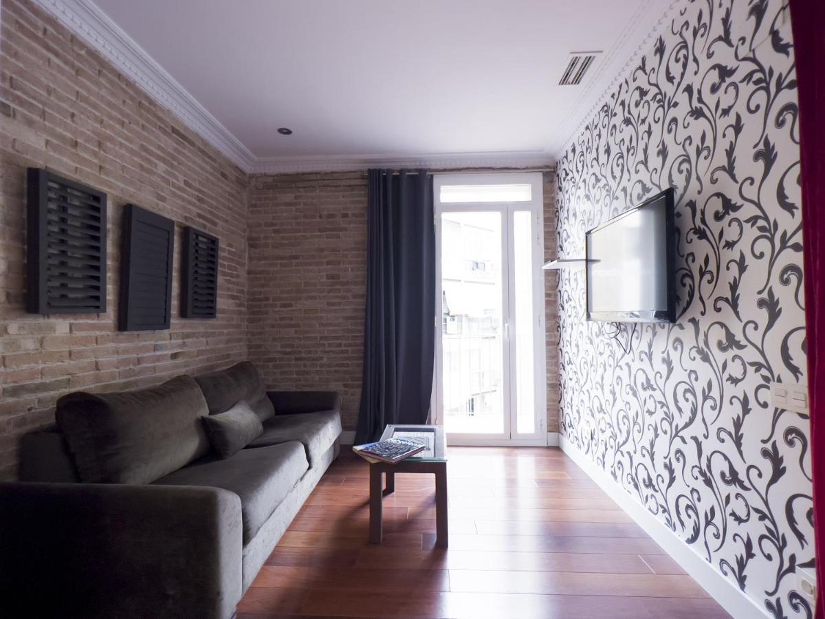 Enjoybcn Gaudi Apartments Barcelona Bagian luar foto