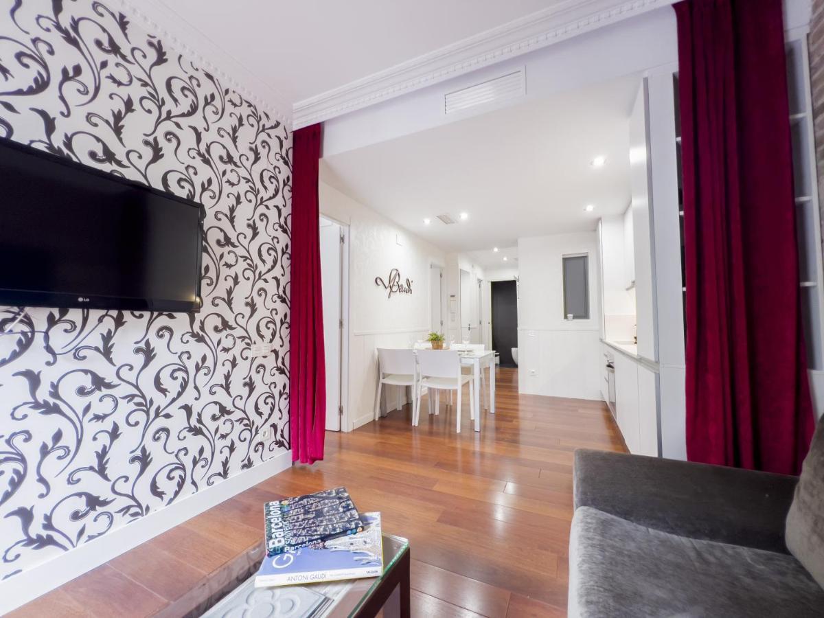 Enjoybcn Gaudi Apartments Barcelona Bagian luar foto