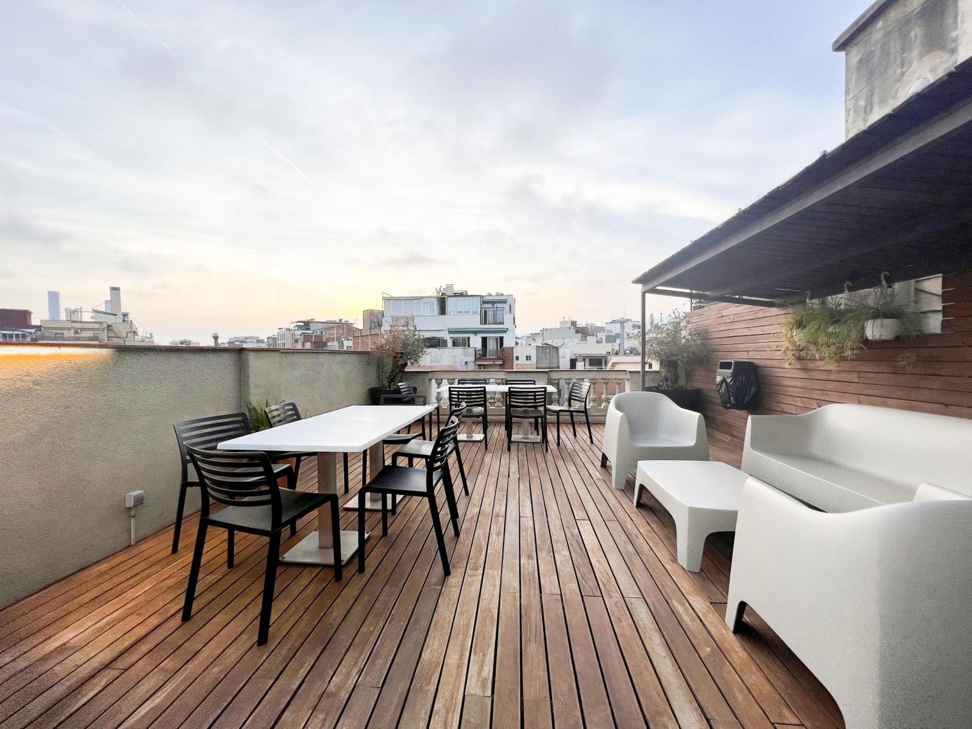 Enjoybcn Gaudi Apartments Barcelona Bagian luar foto